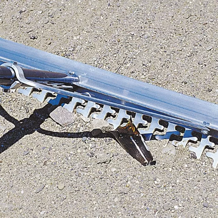 Midwest Rake Aluminum Screening Rake 24in Head 2 Midwest Rake Aluminum Screening Rake 24in Head - Image 2