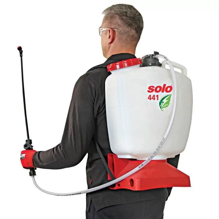 Solo 4 1/2 Gallon Battery Powered Backpack Sprayer For Home & Farm (SOLO 441) 3 Solo 4 1/2 Gallon Battery Powered Backpack Sprayer For Home & Farm (SOLO 441) - Image 3