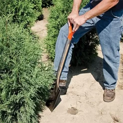 Leonard Classic Full Strap Spade With D Grip Handle And Rubber Foot Pad -Garden Tools amp13 6