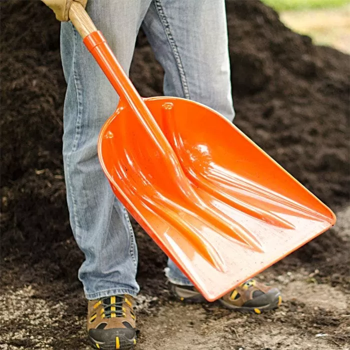 Leonard ABS Scoop Shovel With Straight Handle 5 Leonard ABS Scoop Shovel With Straight Handle - Image 5