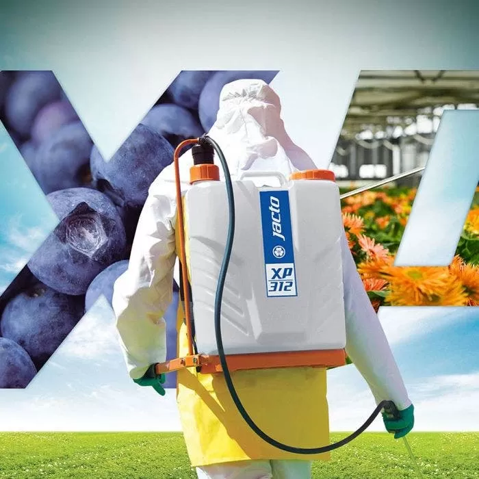 Jacto 3 Gallon Backpack Sprayer With Poly Piston Pump 3 Jacto 3 Gallon Backpack Sprayer With Poly Piston Pump - Image 3